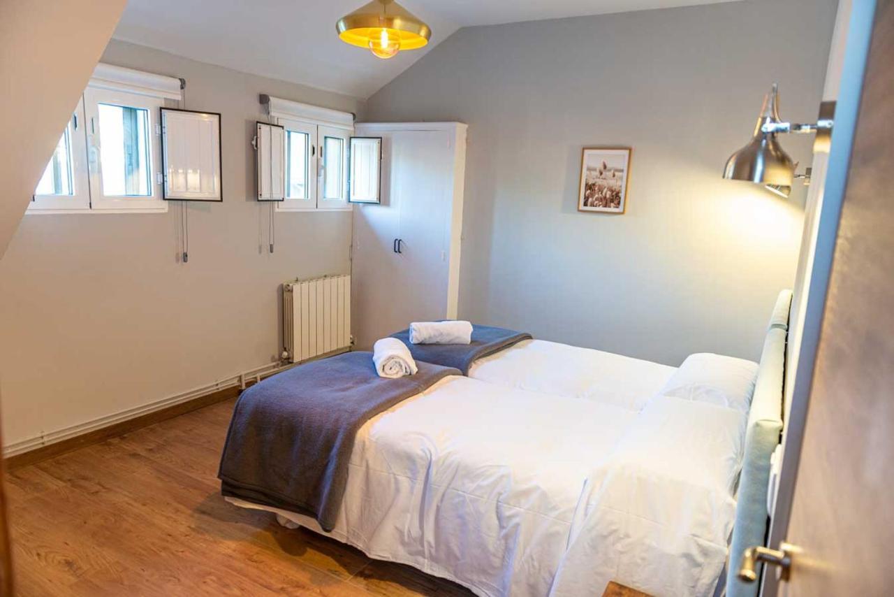 Casa Rural Valsain Lodge La Pradera de Navalhorno Kültér fotó